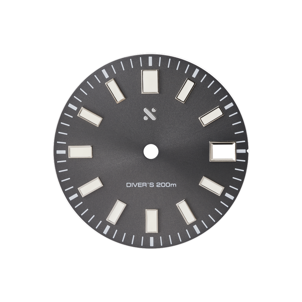 Namoki 62MAS Sunburst Grey — Dial