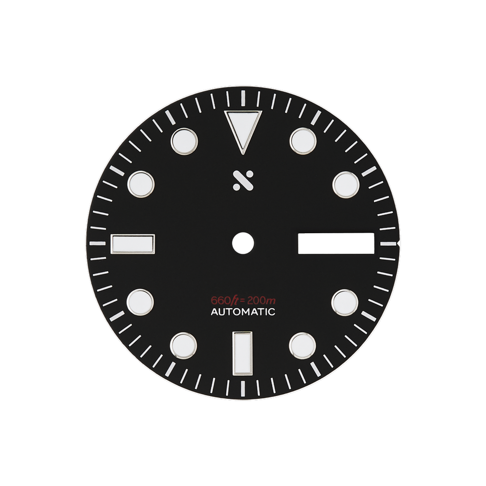 Namoki Divemaster Black dial: a black day-date dial with a diver-style layout