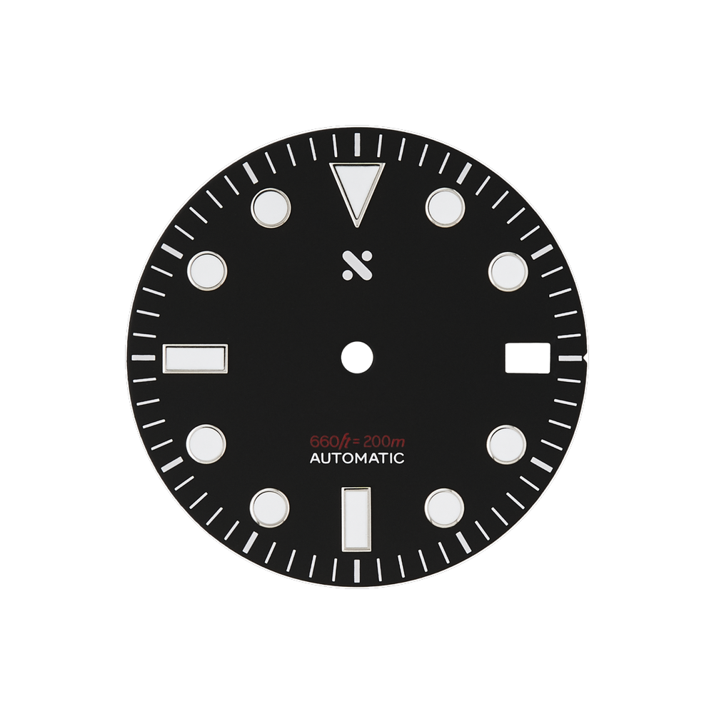 Namoki Divemaster Black (Date Only) — Dial