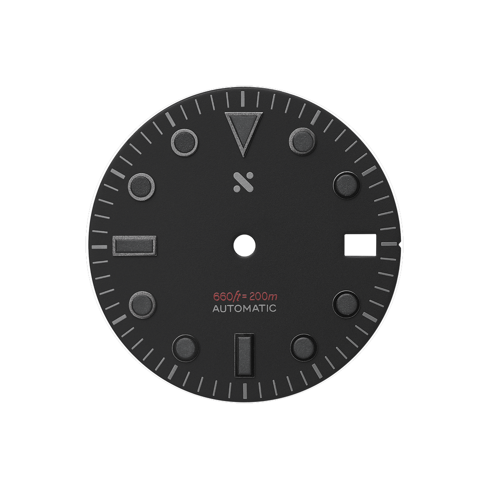 Namoki Divemaster Black Lume — Dial